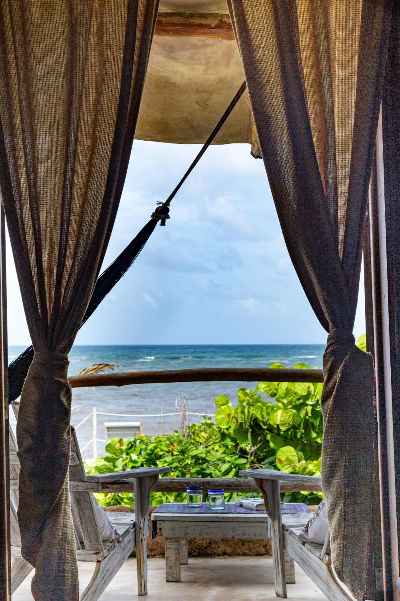La Posada Del Sol Boutique Hotel Tulum Ruang foto
