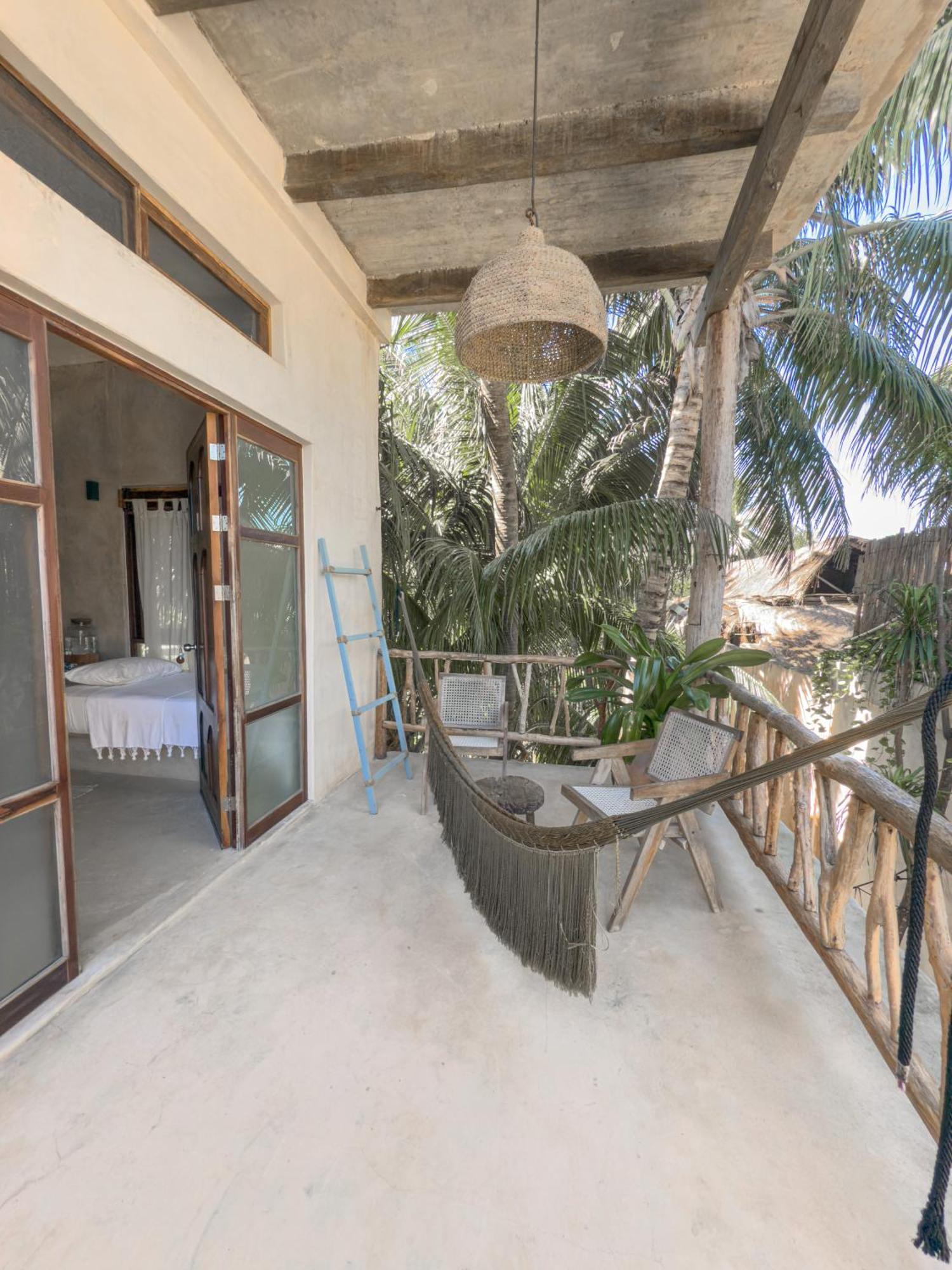 La Posada Del Sol Boutique Hotel Tulum Ruang foto